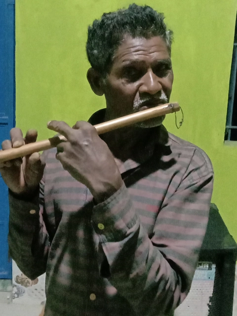 15. ହେଲୁକ୍ ଉକନ୍‌